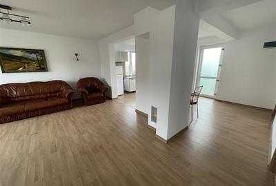 Casă individuală cu 3 camere cu Canalizare în Ștrand - 2