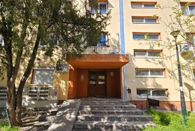 Garsonieră semidecomandată, mobilată în 1 Decembrie 1918