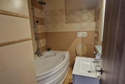 Apartament cu 3 camere decomandat în Copou - 2