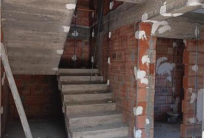 Casă cu 4 camere cu Teren 400 Mp în Bârnova - 7