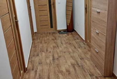 Apartament cu 3 camere decomandat în Central - 6