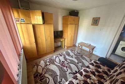 Etaj 1 - Nicolina Str. Salciilor, 2 camere decomandat 52mp , liber  Va propunem - 4