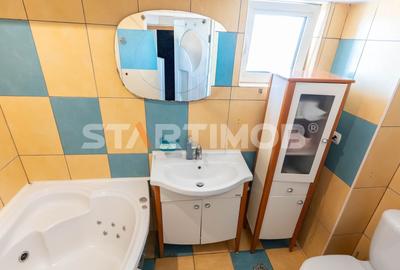 Apartament cu 4 camere decomandat în 13 Decembrie - 21