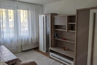 Garsonieră decomandată în Central - 3