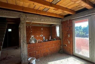 Reco Apartament la rosu in Beius - 2