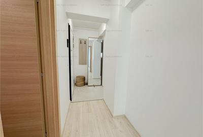 Apartament cu 2 camere decomandat în Tractorul - 4