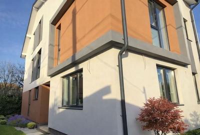 Casă individuală cu 6 camere cu Canalizare în Bucureștii Noi - 4