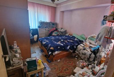 Apartament cu 3 camere, decomandat, etajul 5/9, zona Pacurari - 13