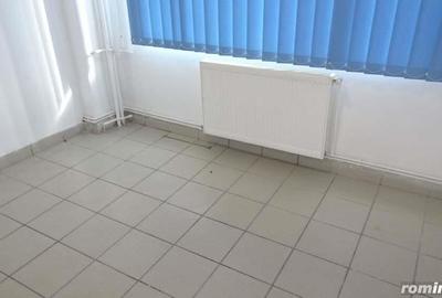 Vand spatiu comercial in Deva, zona ultracentrala ( I. Creanga), suprafata utila 70 mp, - 4