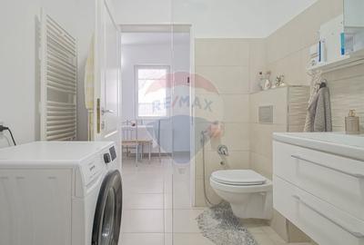 Casă individuală cu 6 camere cu Teren 233 Mp în Schei - 16