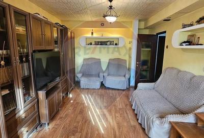 Apartament cu 4 camere de vânzare în Comănești/ Bacău. - 2