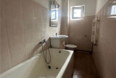 Apartament cu 2 camere decomandat în Podul de Fier - 15