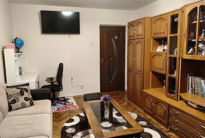 Apartament cu 2 camere decomandat în Central - 2