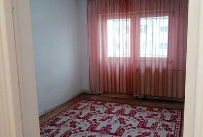Apartament cu 3 camere în Fălticeni - 6