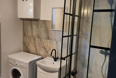 Apartament cu 3 camere semidecomandat, mobilat în Tudor - 1