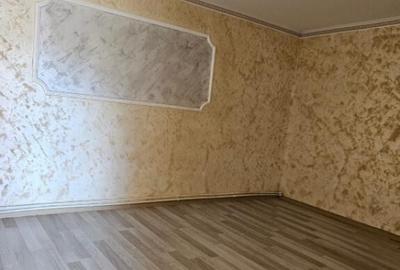 Casă cu 3 camere cu Canalizare în Brătianu - 1