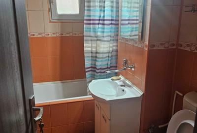 Apartament cu 2 camere decomandat în Lăpuș - 1
