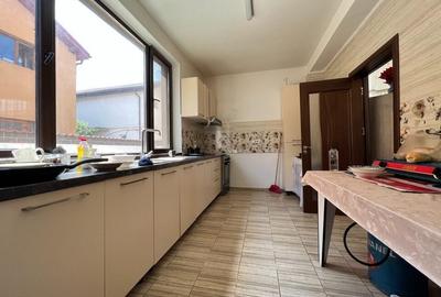 Casa Spațioasă cu Parter, Etaj și Mansardă în Zona Dobroești - 21