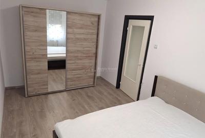 Apartament cu 2 camere semidecomandat în Micro III - 7