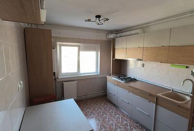 Apartament cu 3 camere decomandat în Drumul Taberei - 1