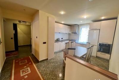 Apartament cu 4 camere decomandat în Tudor - 2