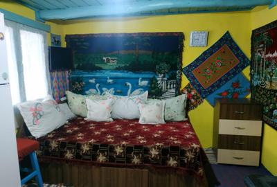 Casă cu 4 camere cu Teren 1550 Mp în Central - 3
