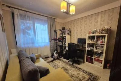 Apartament 3 camere vanzare Damaroaia,2 locuri de parcare