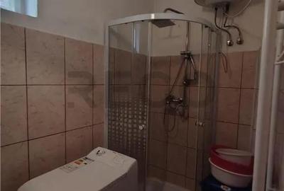 Casă cu 5 camere cu Teren 1550 Mp în Suplacu de Barcău - 2