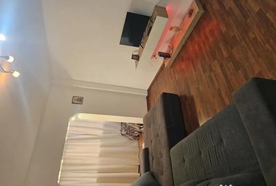 Apartament cu 3 camere decomandat în Rahova - 2