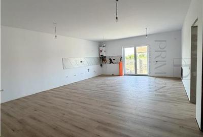 Duplex cu 4 camere cu Canalizare în Moșnița Nouă - 6
