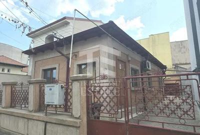 CENTRU- Casa de inchiriat pentru birouri. - 3