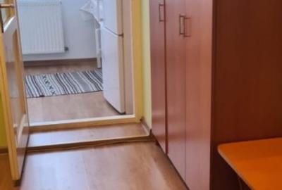 Garsonieră decomandată în Schei - 2