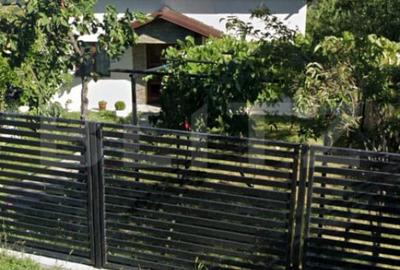 Casă cu 3 camere cu Teren 5000 Mp în Central - 2