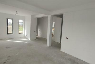 Casă cu 4 camere în Dragomirești-Vale - 12