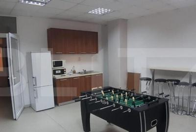 Spatiu comercial Premium, 500 mp, pretabil firma IT, zona No - 10