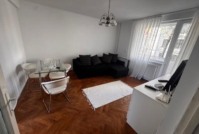 Apartament cu 3 camere semidecomandat, mobilat în Ultracentral - 1