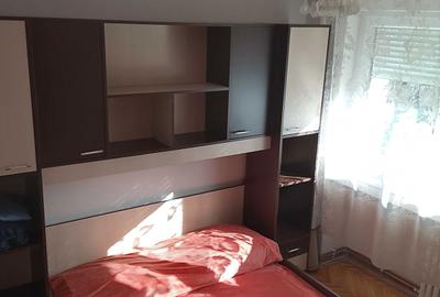 Apartament cu 3 camere semidecomandat în Micro 16 - 7