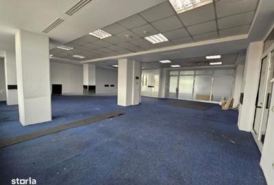 Spațiu comercial, de 160 mp, în Central - 11