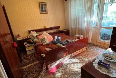 Apartament cu 4 camere decomandat în Berceni - 1