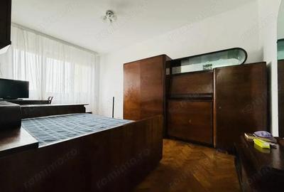 Apartament cu 3 camere semidecomandat, mobilat în Circumvalațiunii - 3