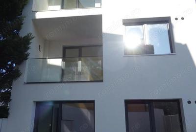 Metrou Piata Muncii-Decebal - 8