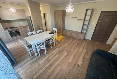 Apartament cu 3 camere semidecomandat, mobilat în Florești