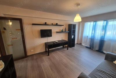 Apartament cu 3 camere decomandat în Micro IV - 5