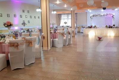 Spațiu comercial, de 1,600 mp, în Central - 16