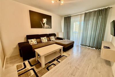 Apartament cu 2 camere decomandat în Tractorul