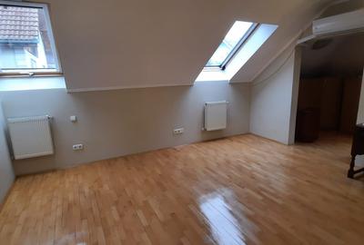 De vanzare casa singur in curte, 5 camere, Tg. Mures, 7 Noiembrie - 9