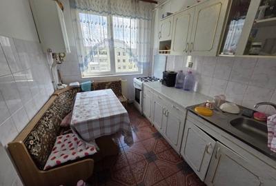 Apartament cu 2 camere decomandat în Alexandru cel Bun