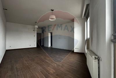 Birou, de 64 mp, în Bistrița Lac - 1