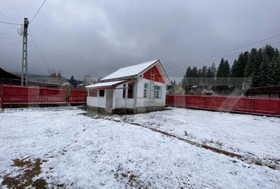 Casă cu 13 camere cu Teren 1487 Mp în Central