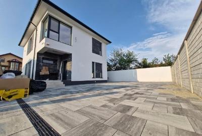 Vila lux, Lebada, 5 camere, 3 bai, curent 380 kw, COMISION  0